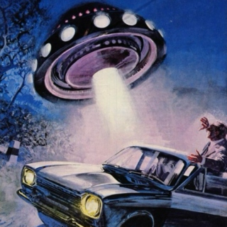 UFOS ! ALIENS ! MARTIANS ! CREATURES FROM OUTER SPACE ! FLYING SAUCERS ! LIGHTS IN THE NIGHT SKY !