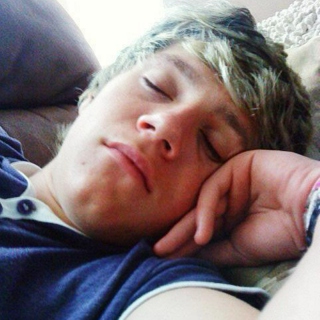 waking up with niall 
