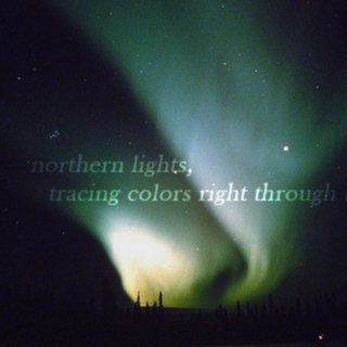 Northern lights, tracing colors right through the sky
