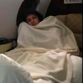 cuddling with niall 