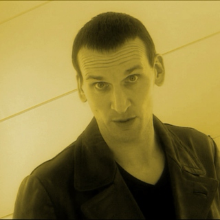 miles and miles in my bare feet {a ninth doctor fanmix}