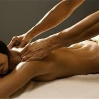 Relaxing Sensual Massage