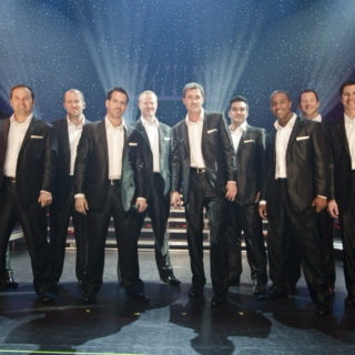 Straight No Chaser's Christmas Favorites