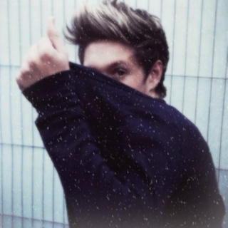 ❅ Snowy Day in with Niall ❅