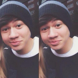 Calum Hood || this cant be healthy
