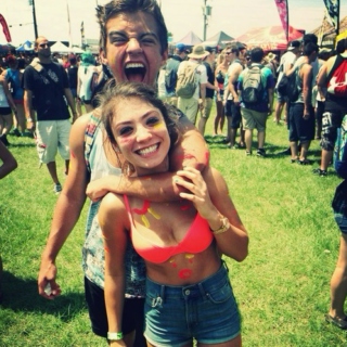 EDM always sounds BETTER in the Summer ☼
