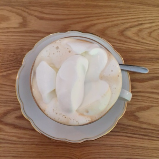 warm latte;
