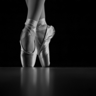 when i dance, my feet are dreaming