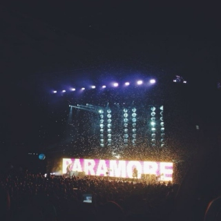 Paramore: Live and Loud 