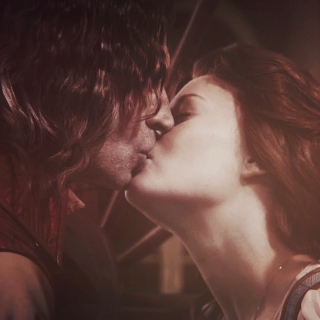 a beautiful woman who loved an ugly man ► a rumbelle fanmix