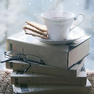 Snow, tea and a good book