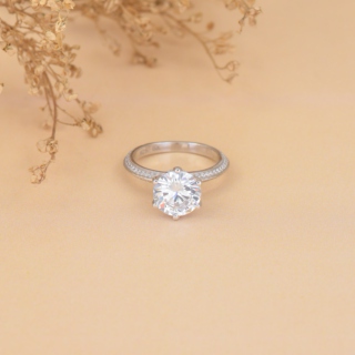Ting diamond ring