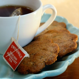 green tea & speculoos cookies