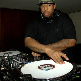 Supreme mix from DJ Premier