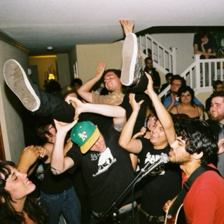 Alternative Indie House Party