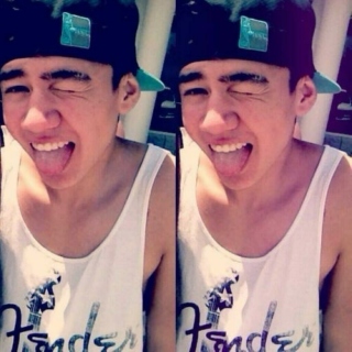 ♡being in love with calum hood♡