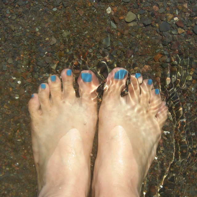 ocean toes & hippie feet