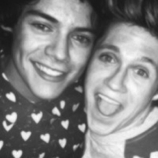 Ain't No Party Like A Frat Boy Narry Party