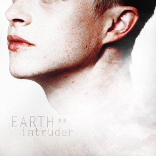 EARTH intruder ]