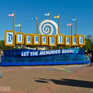 A Day at The Disneyland Resort ❁