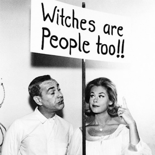 Las brujas también son personas. 