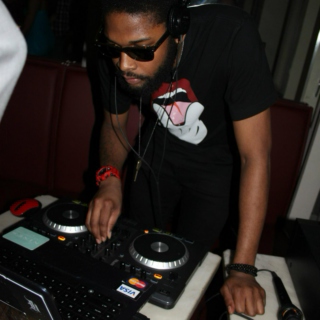 Eat To The Beat - Hosted By The Hotel  Specialist @ Piccola Cucina NYC ( Live Recorded Mix 6/15/12 )