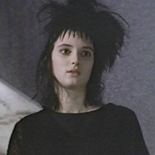 hanging out with lydia deetz