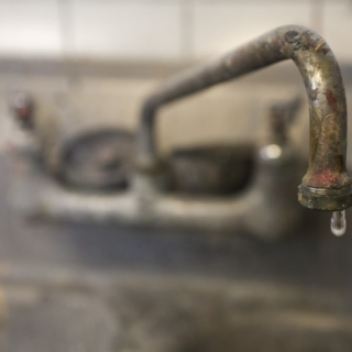 Btrxz's A Dripping Faucet