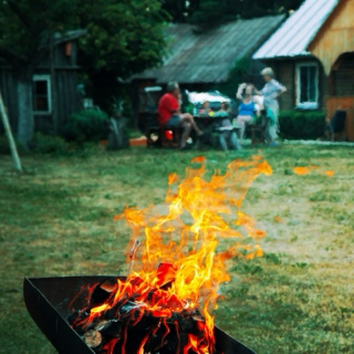 10 Songs To Ensure That You Are a Memorial Day BBQ Master