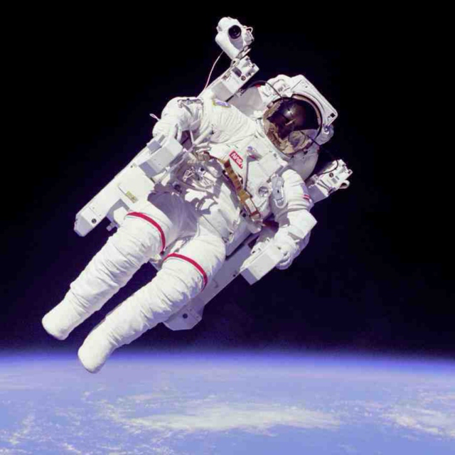Astronautas y viajes espaciales