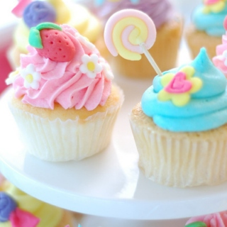 Baking cupcakes
