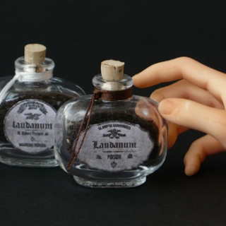 F.F. GEBRANDT'S SUPERIOR LAUDANUM. FOR PAINS, NIGHTMARES AND DISLOYAL THOUGHTS.