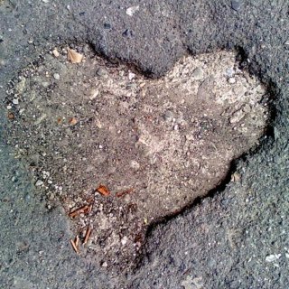 heavy heart, cement feet
