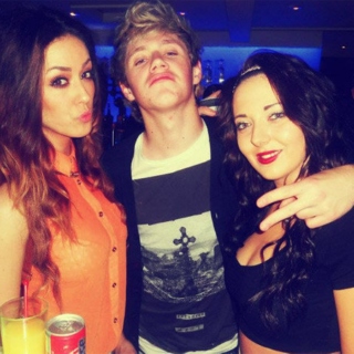 PARTY HARD WITH NIALL