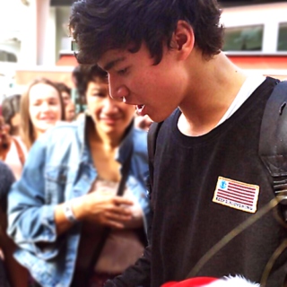 wish this never ends ☼ calum hood