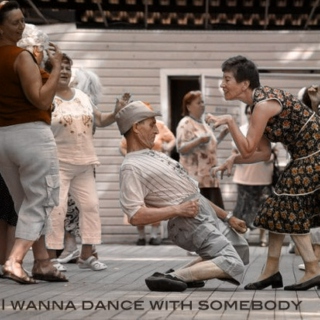 I wanna dance with somebody. 