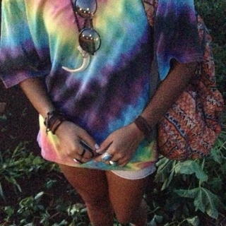 ☽cold pizza//tiedye shirts☽