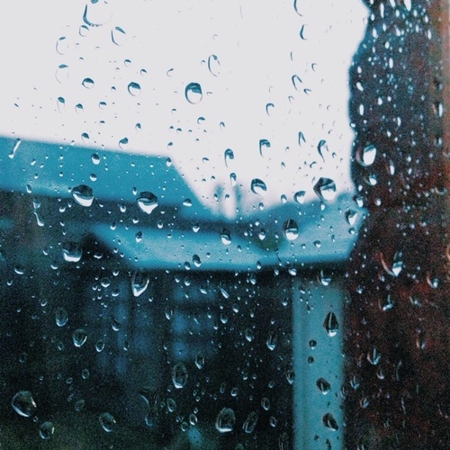 8tracks radio | rain makes everything better (10 songs) | free and ...