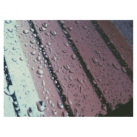 It´s raining and I´m tired