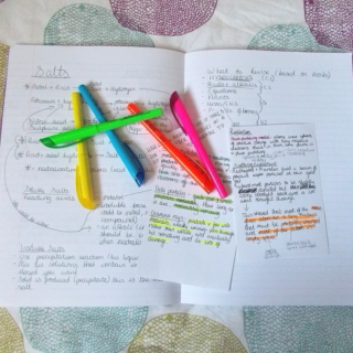 Highlighter Pens and Revision Cards