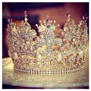 ♛ Queen K ♛