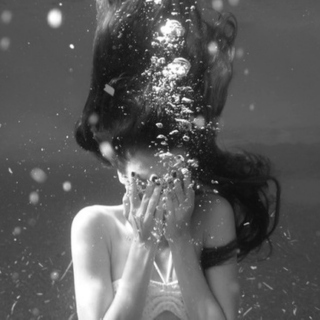 i'm drowning in my own thoughts