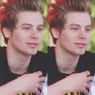 luke is a constant day dream✦