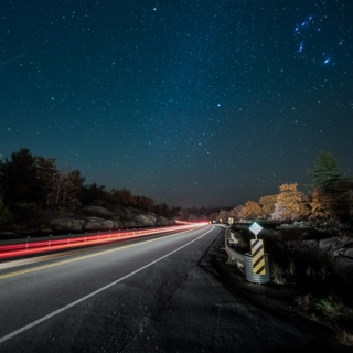 late night roadtrips & stargazing.