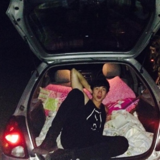 road trippin' with calum 