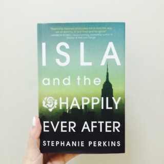 ISLA AND THE HAPPILY EVER AFTER ❀ 