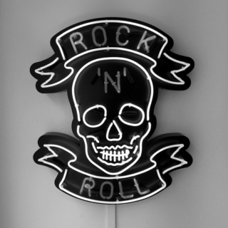 I live for Rock n' Roll