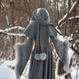 Frost Angel ~ Snowflake Frostbelle