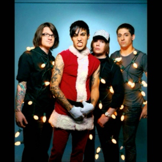 all i want for xmas is frank iero.
