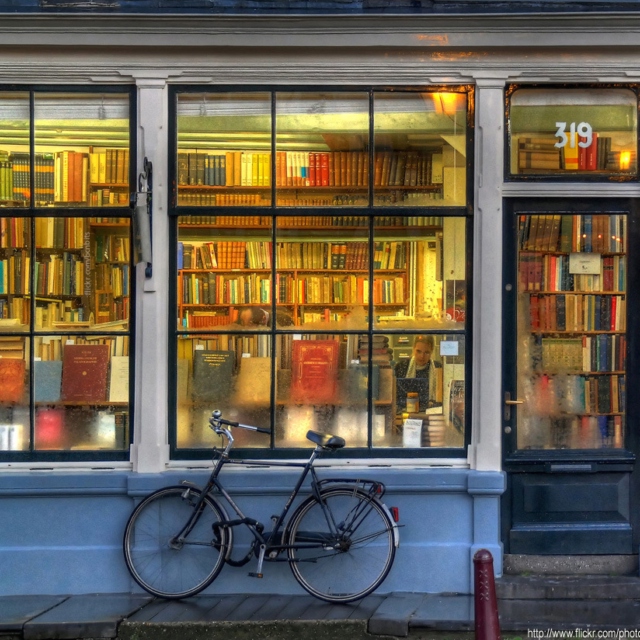 Bookshop Heroes - Bentley and Corman